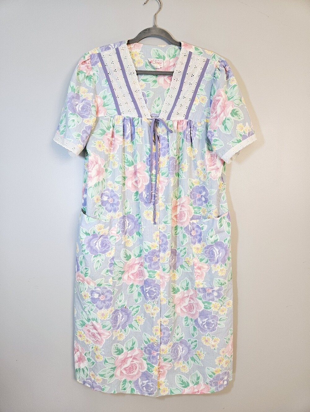 Vintage Charmina Floral Nightgown Size M Lace Neck House Dress